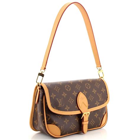 pochette louis vuitton usata|louis vuitton diane bag.